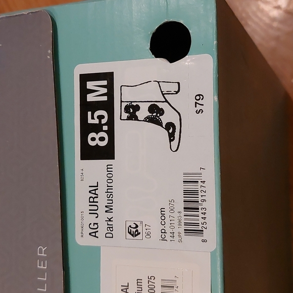 Andrew Geller dark mushroom ankle boots - Picture 5 of 9